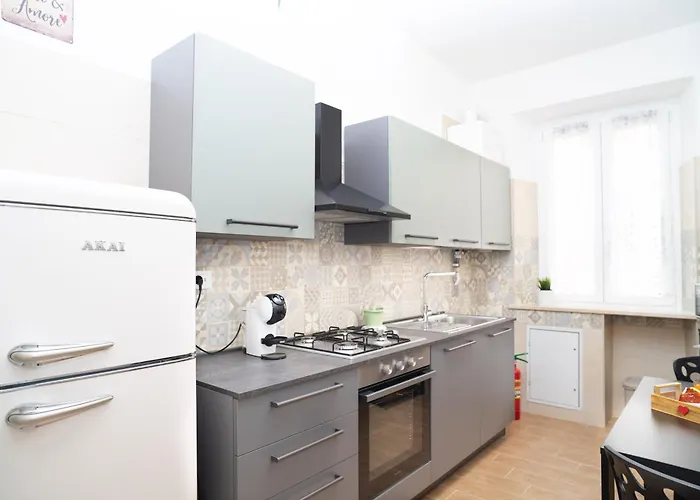 Comfort And Metro 2 Steps Away, Perfect For 3 Guests - Ginepri 73 * Rome
