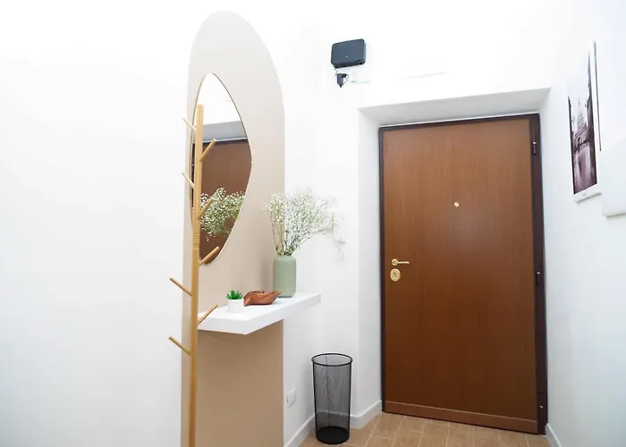 Comfort And Metro 2 Steps Away, Perfect For 3 Guests - Ginepri 73 *