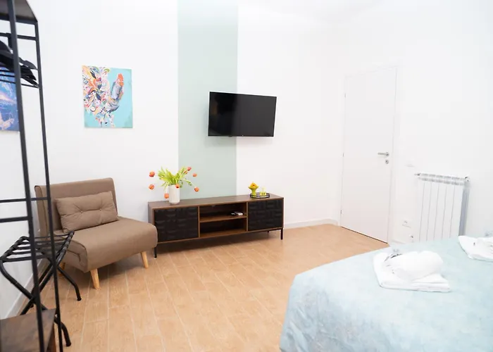 Comfort And Metro 2 Steps Away, Perfect For 3 Guests - Ginepri 73 Apartment