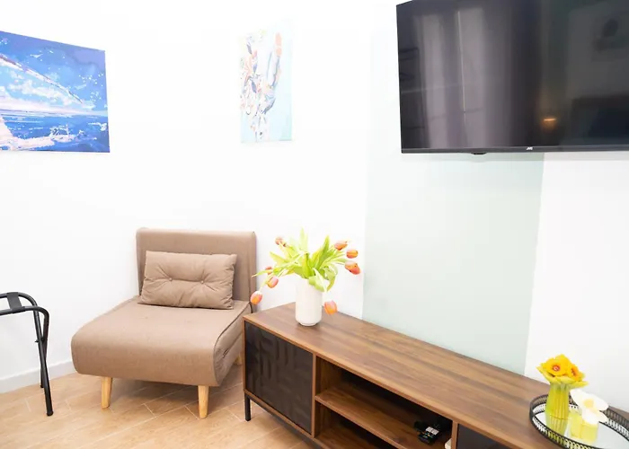 Apartment Comfort And Metro 2 Steps Away, Perfect For 3 Guests - Ginepri 73 *